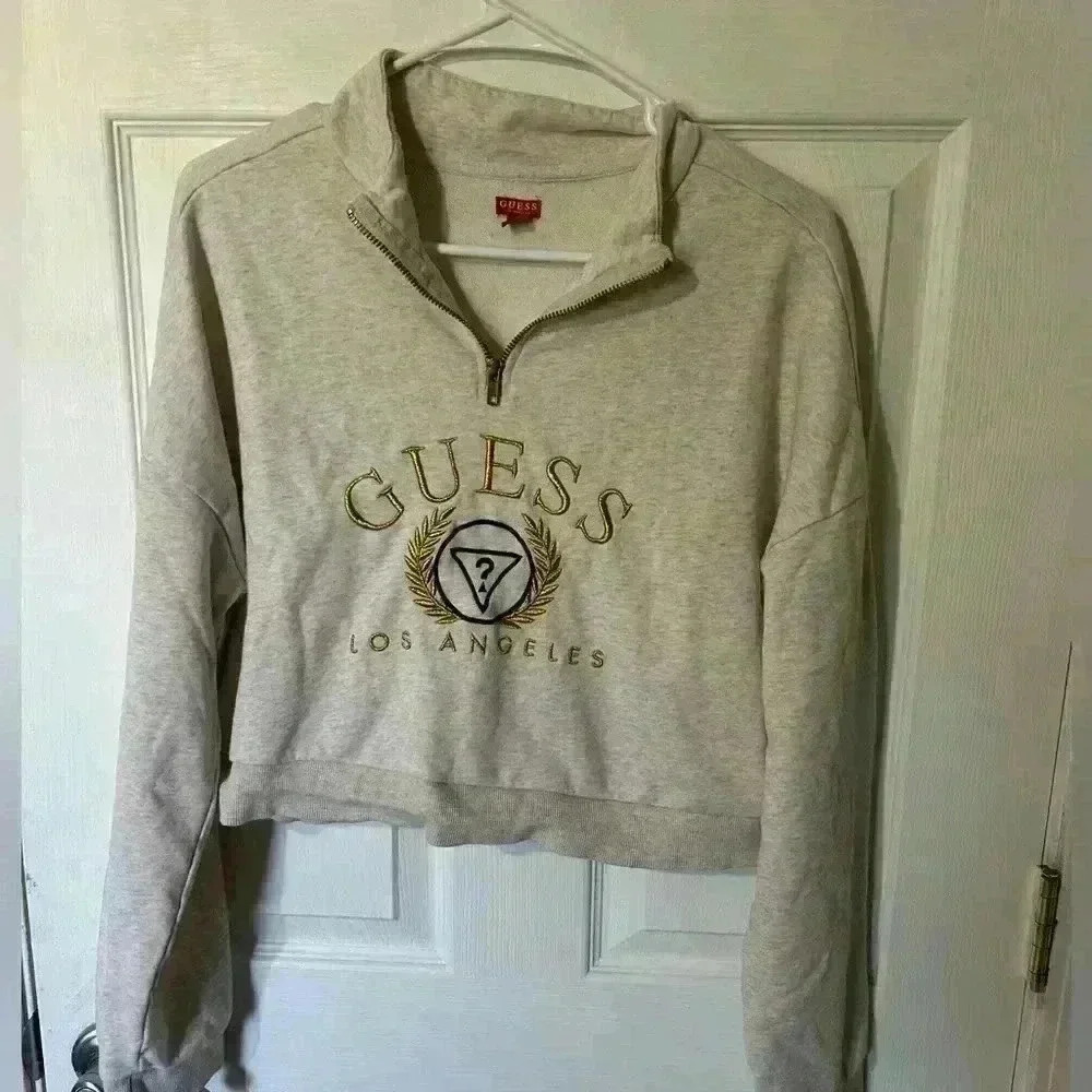 GUESS cropped cream 1/4 zip sweatshirt. Raised stitching in gold. Size Large.
